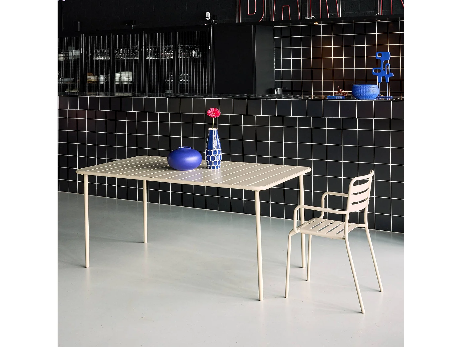 Mesa de jardín bistró de acero, 6-8 plazas, 160cm beige