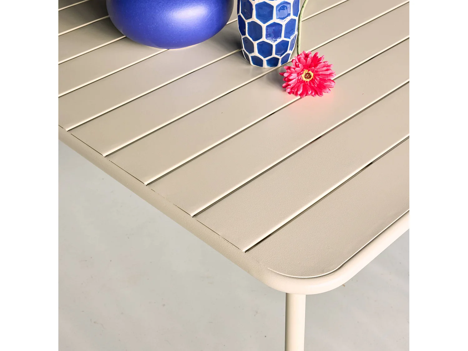 Mesa de jardín bistró de acero, 6-8 plazas, 160cm beige