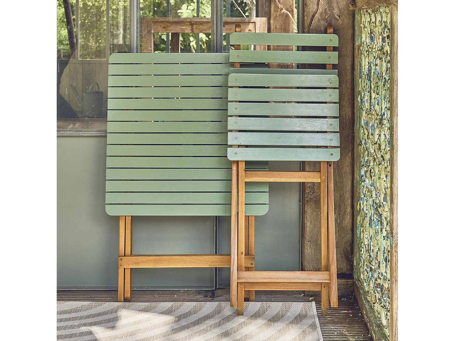 Set tavolo da giardino in legno di acacia con 2 sedie pieghevoli,