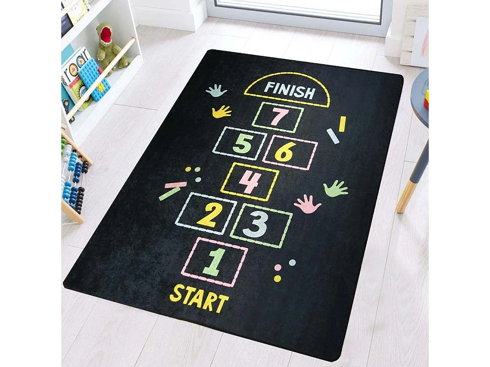 Dywanik dziecięcy z wzorem Marelle Noir 80x150 cm z poliestru