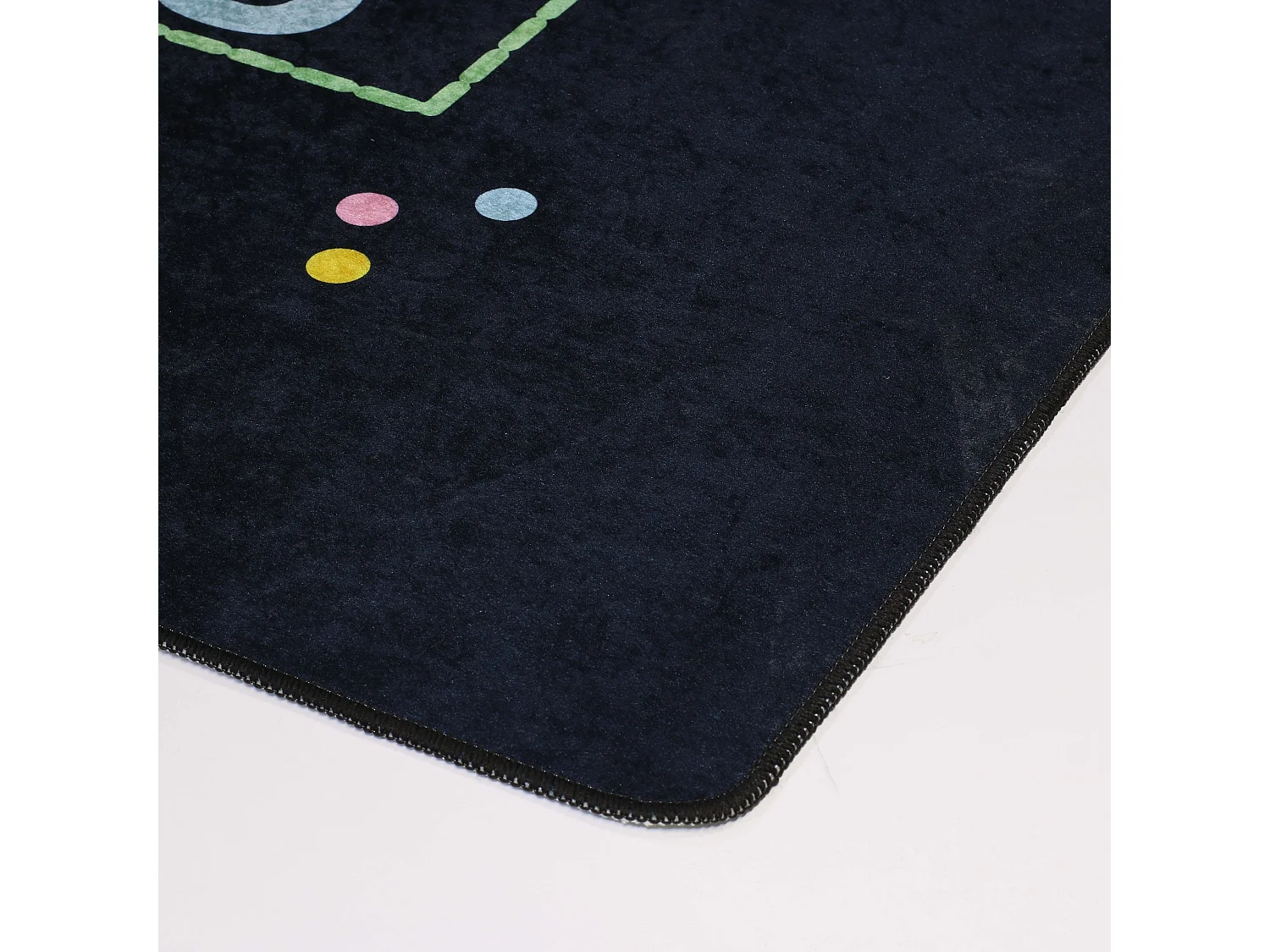 Dywanik dziecięcy z wzorem Marelle Noir 80x150 cm z poliestru