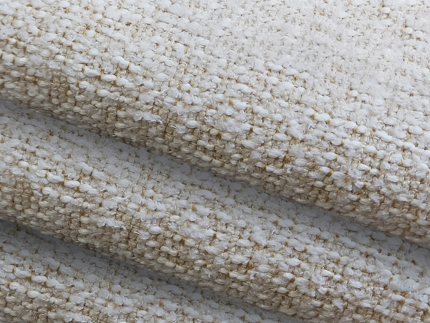 Pouf en tissu texturé - beige clair - AILANI