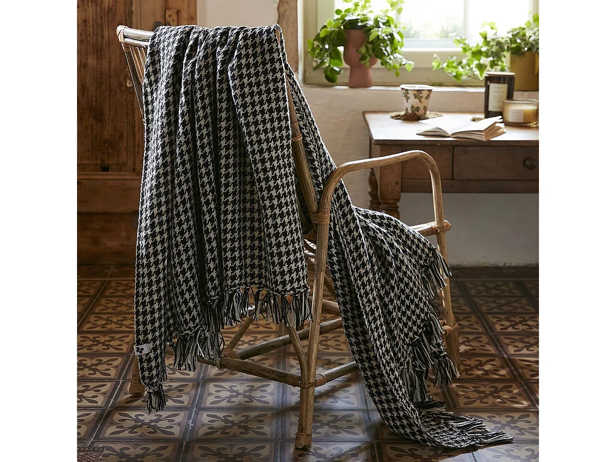 CHARLES - Plaid à Franges 100% Recyclé Tissage Vichy Noir et Blanc 180x220cm