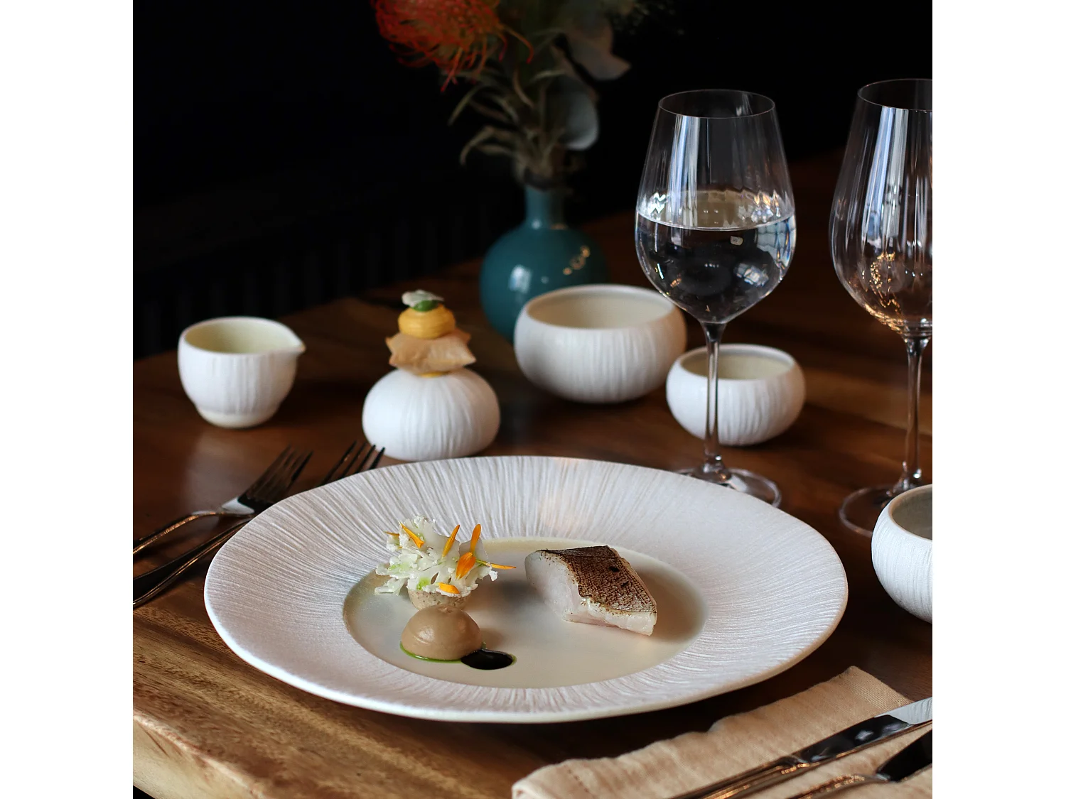 Ogo Living - Lot 6 Assiettes Plates Urus 31cm En Porcelaine Beige Et Blanc