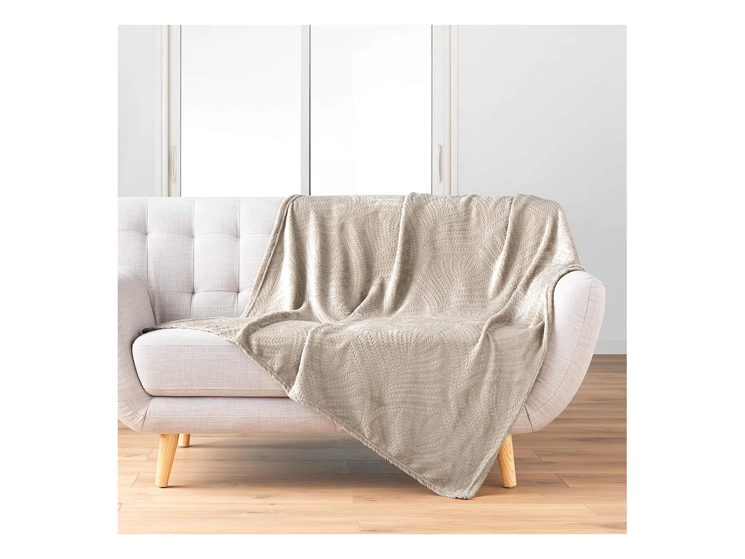 Plaid Uni en Flanelle "Nelia" 125x150cm Taupe