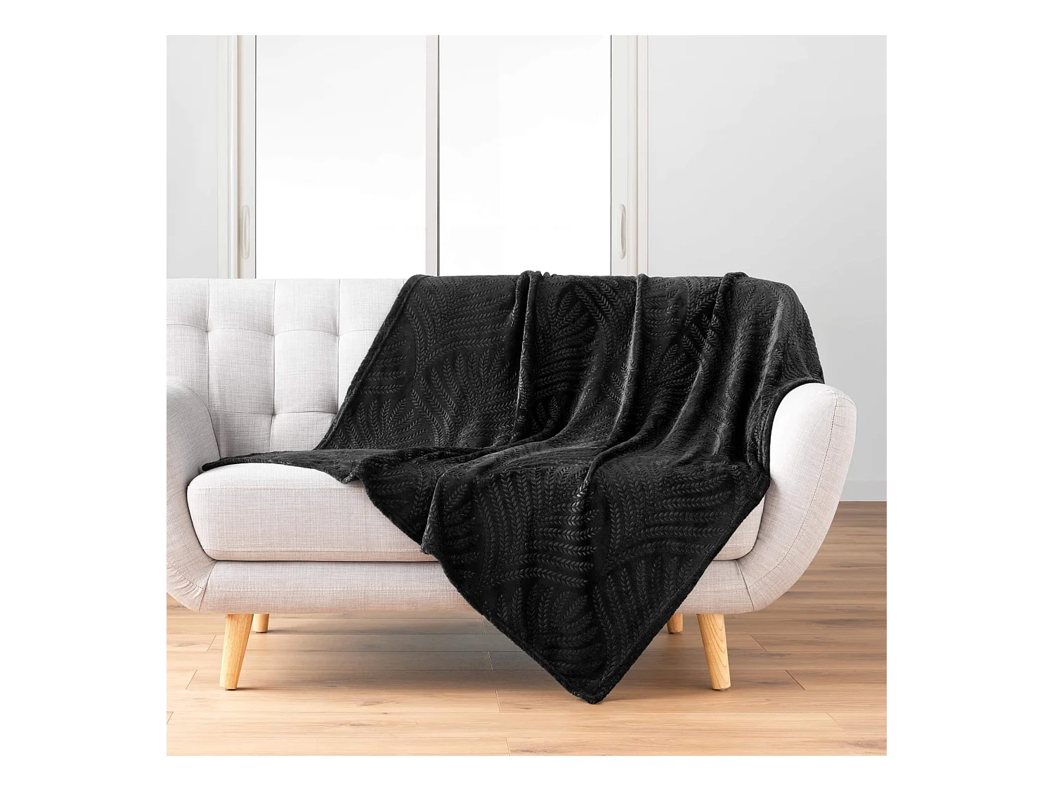 Plaid Uni en Flanelle "Nelia" 125x150cm Noir