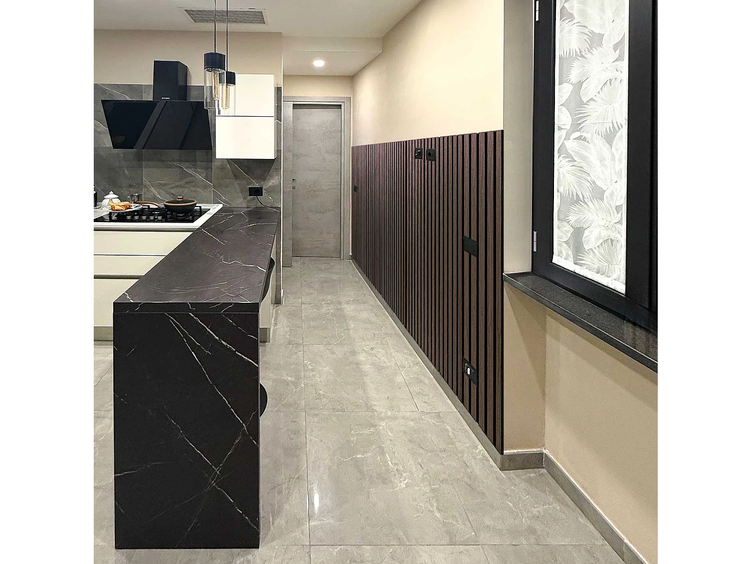 Mozart - Set di 2 pannelli fonoassorbenti decorativi in legno 235x60 cm, marrone scuro