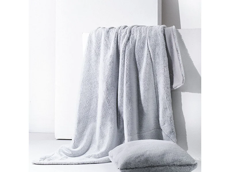 Set de plaid + coussin assorti en tissu peluche - Gris acier - 125 x 150 cm