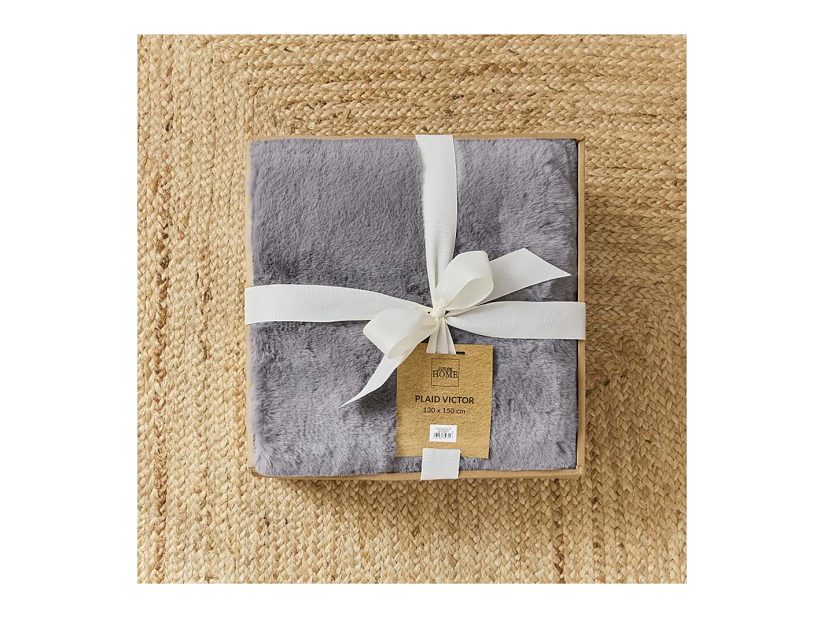 Plaid fausse fourrure 130x150 cm
