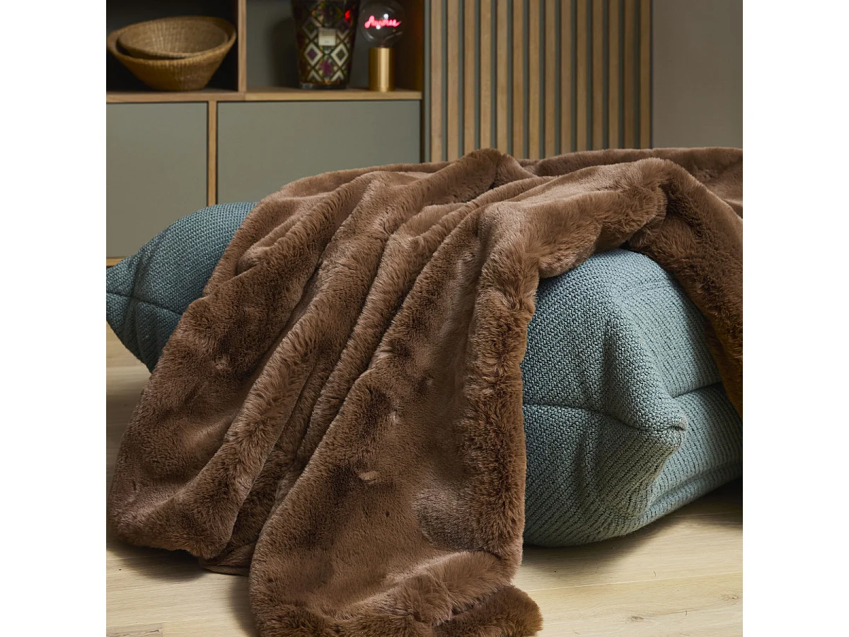 Plaid fausse fourrure 150x200 cm