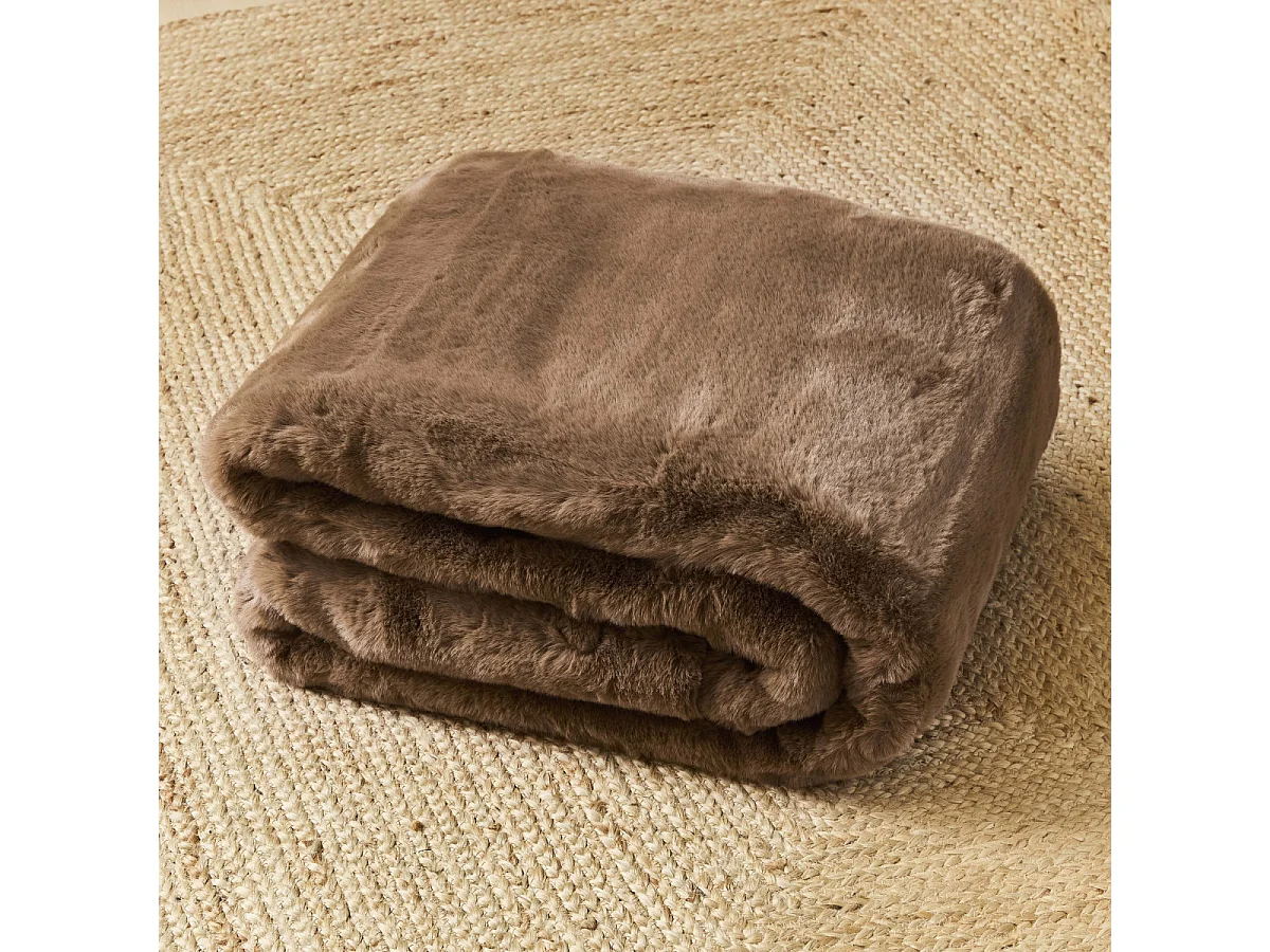 Plaid fausse fourrure 150x200 cm