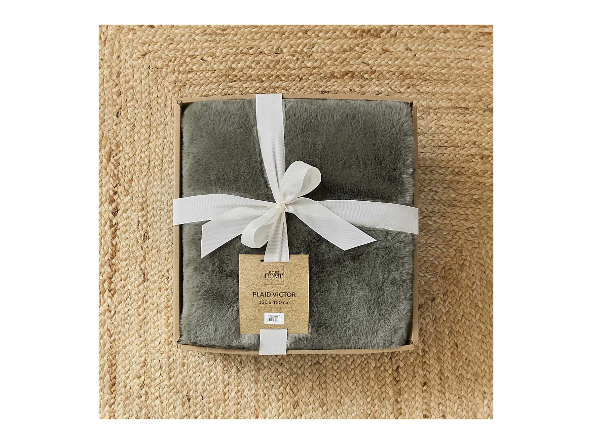Plaid fausse fourrure 130x150 cm