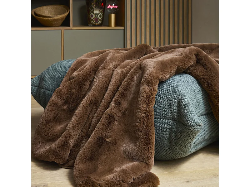 Plaid fausse fourrure 130x150 cm