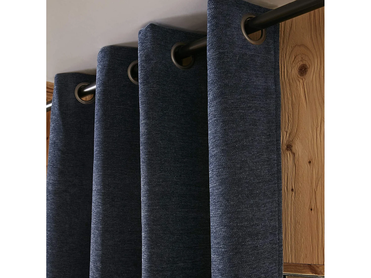 Rideau occultant thermique à oeillets 140x180 Bleu