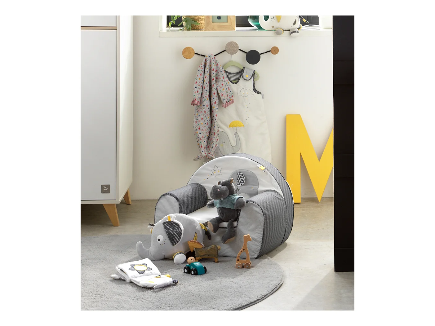 Doudou Eléphant en velours BABYFAN - Sauthon