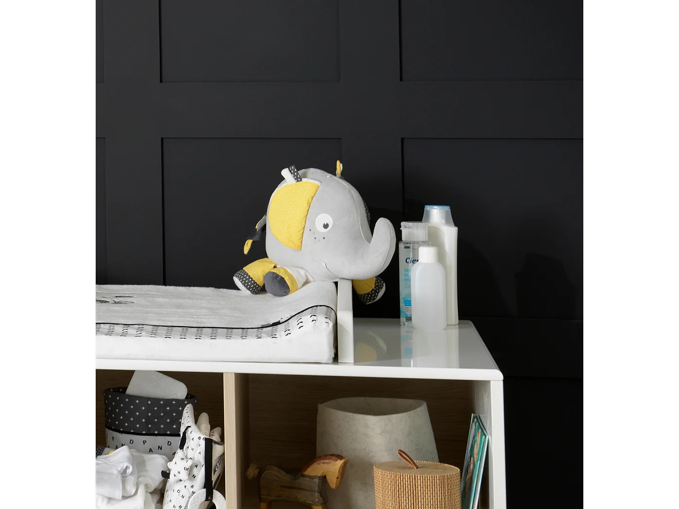 Doudou Eléphant en velours BABYFAN - Sauthon