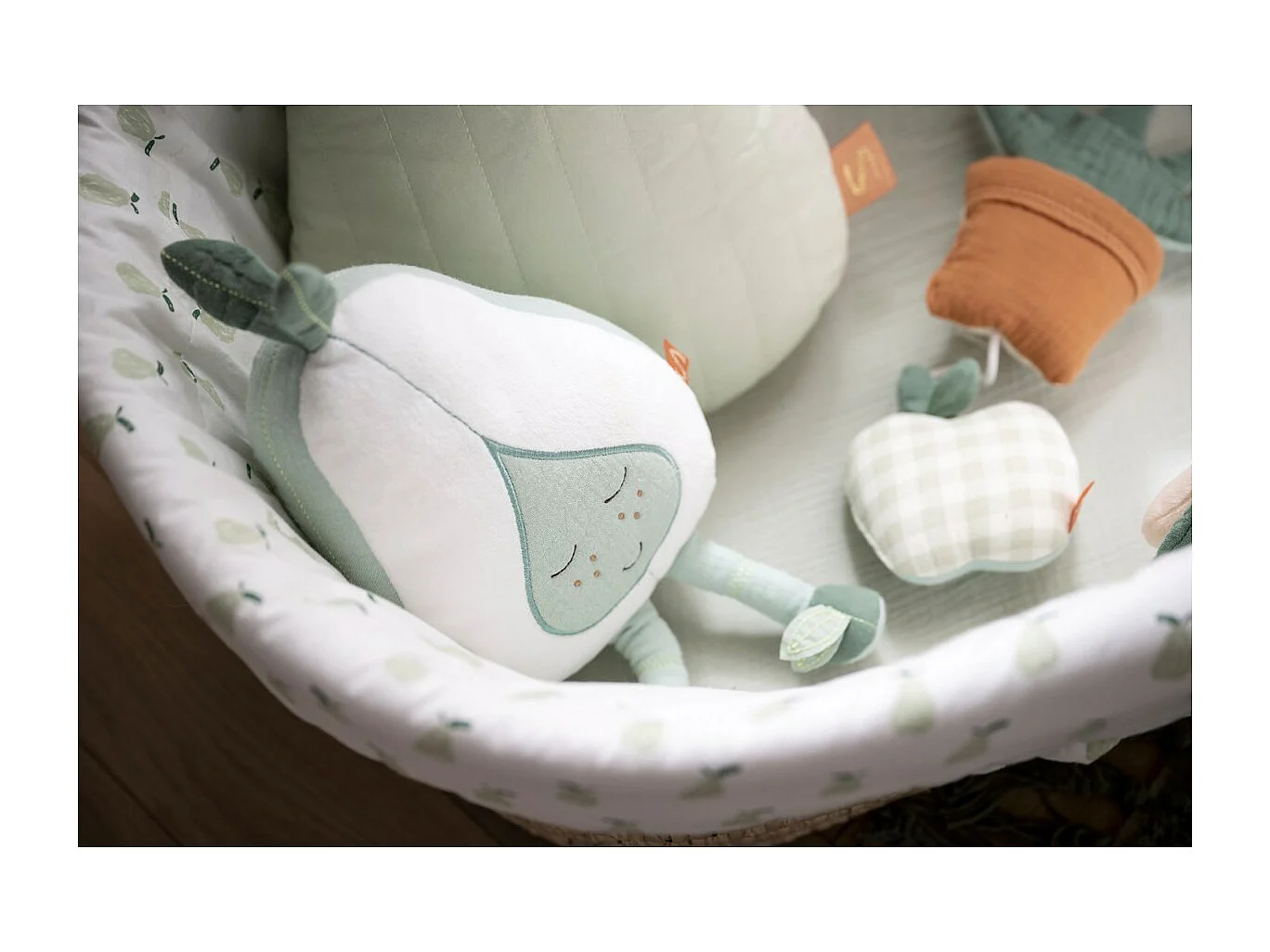 Doudou poire en coton blanc BOTANICA - Sauthon
