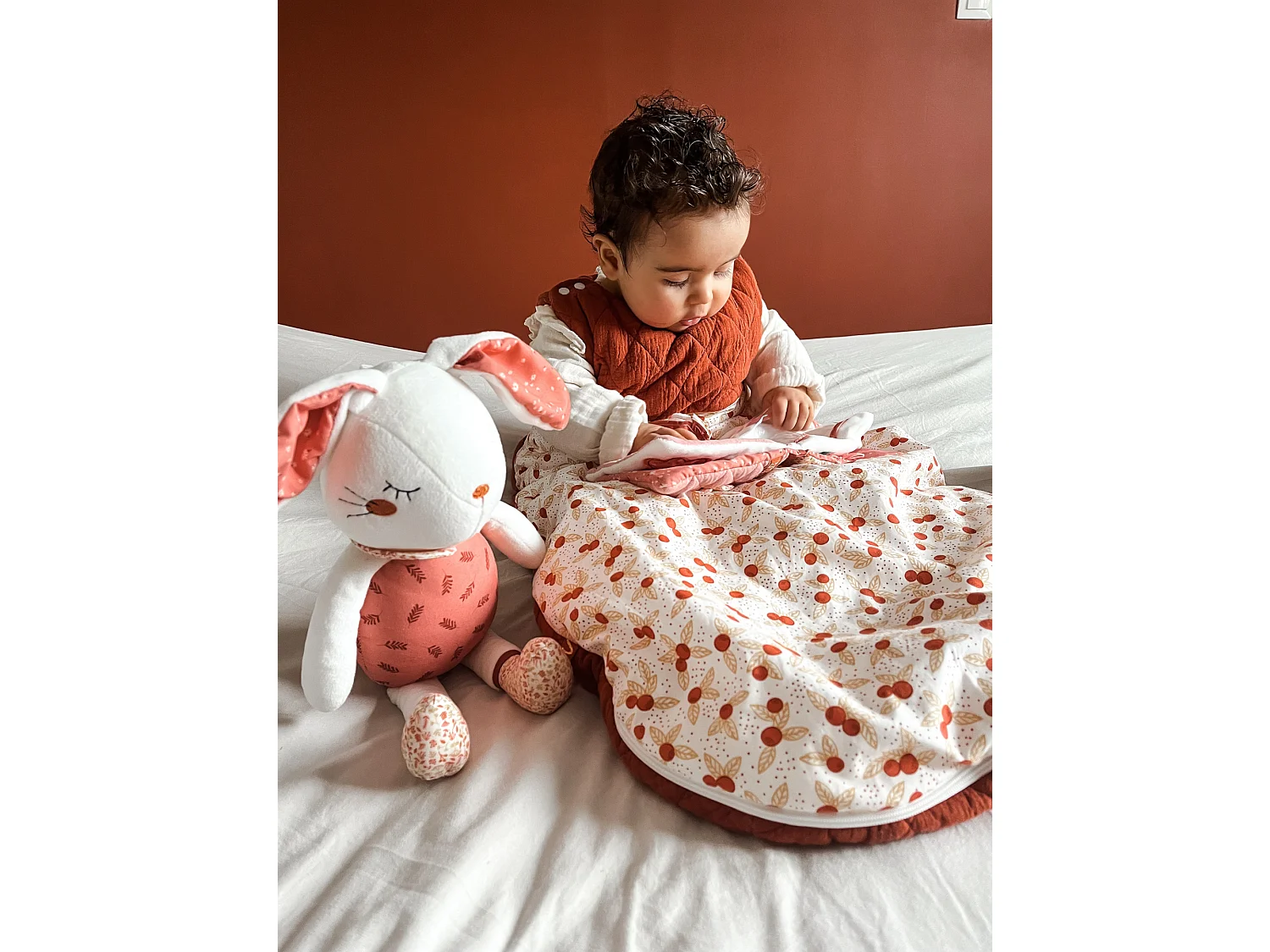 Peluche de terciopelo blanco