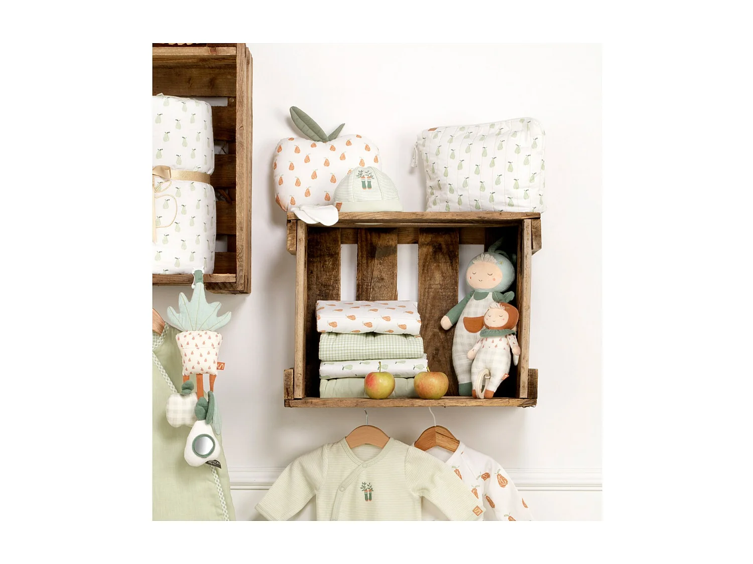 Doudou jardinier en coton Vert tilleul BOTANICA - Sauthon