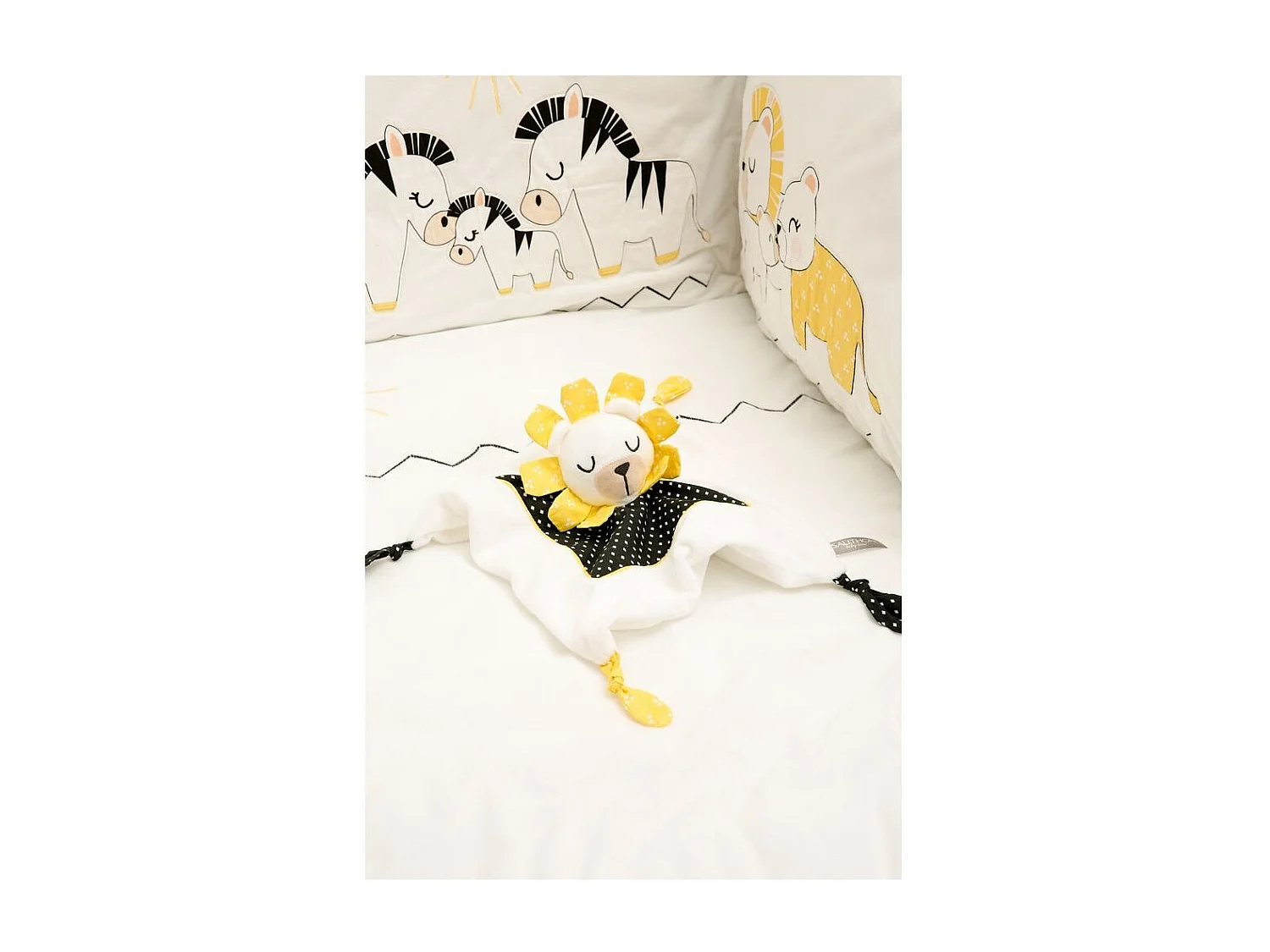 Peluche de terciopelo blanco