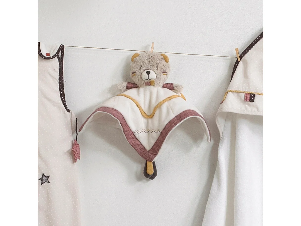 Pañuelo osito de terciopelo beige