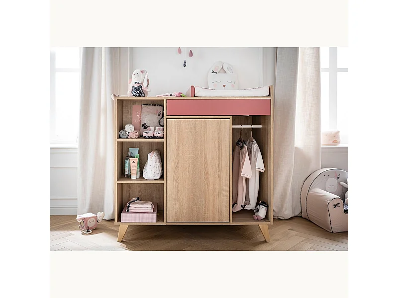 Un cambiador convertible en escritorio