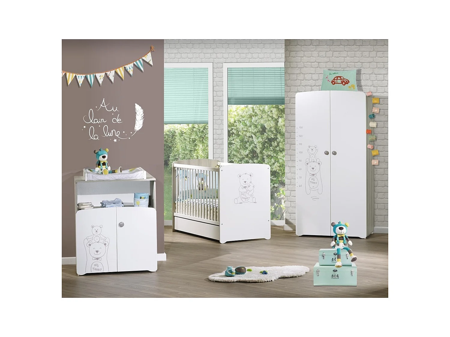 Cama trío de madera blanca, cómoda y armario