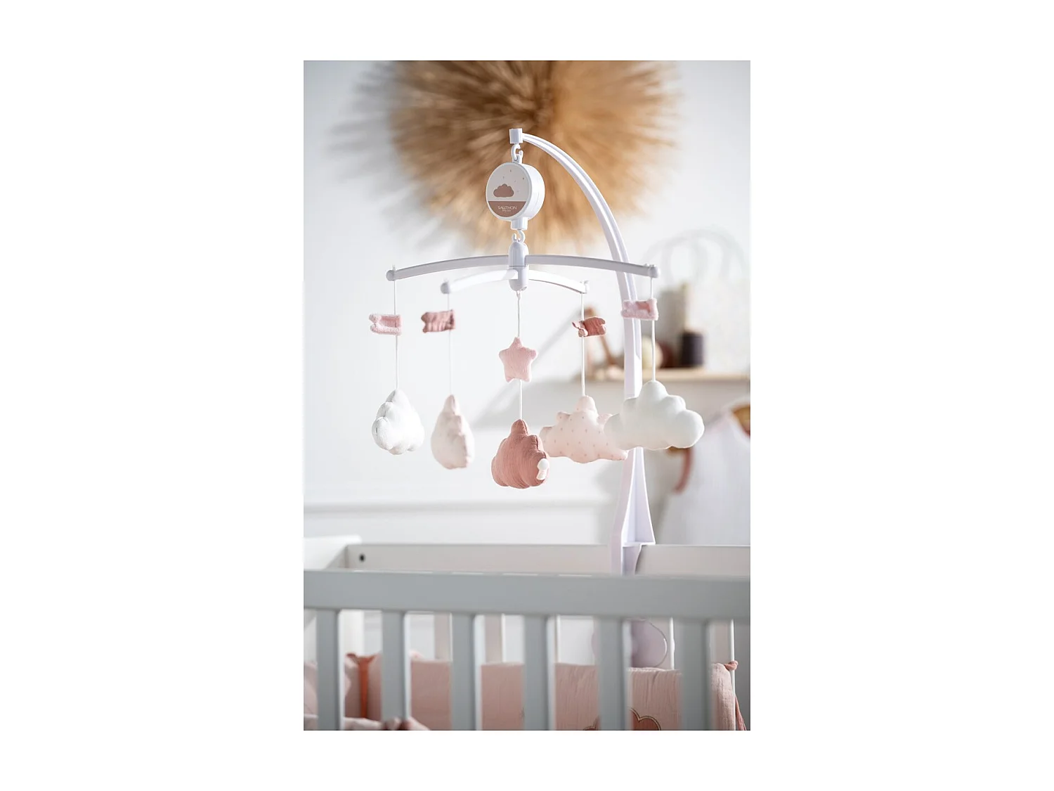 Móvil musical de terciopelo