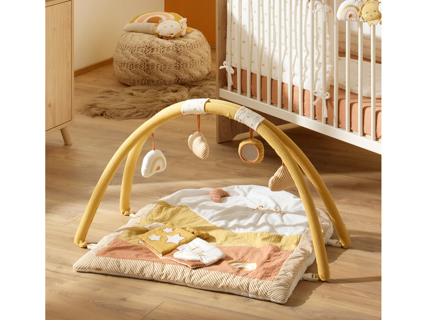 Alfombra de juego de terciopelo amarillo 74x89x50cm