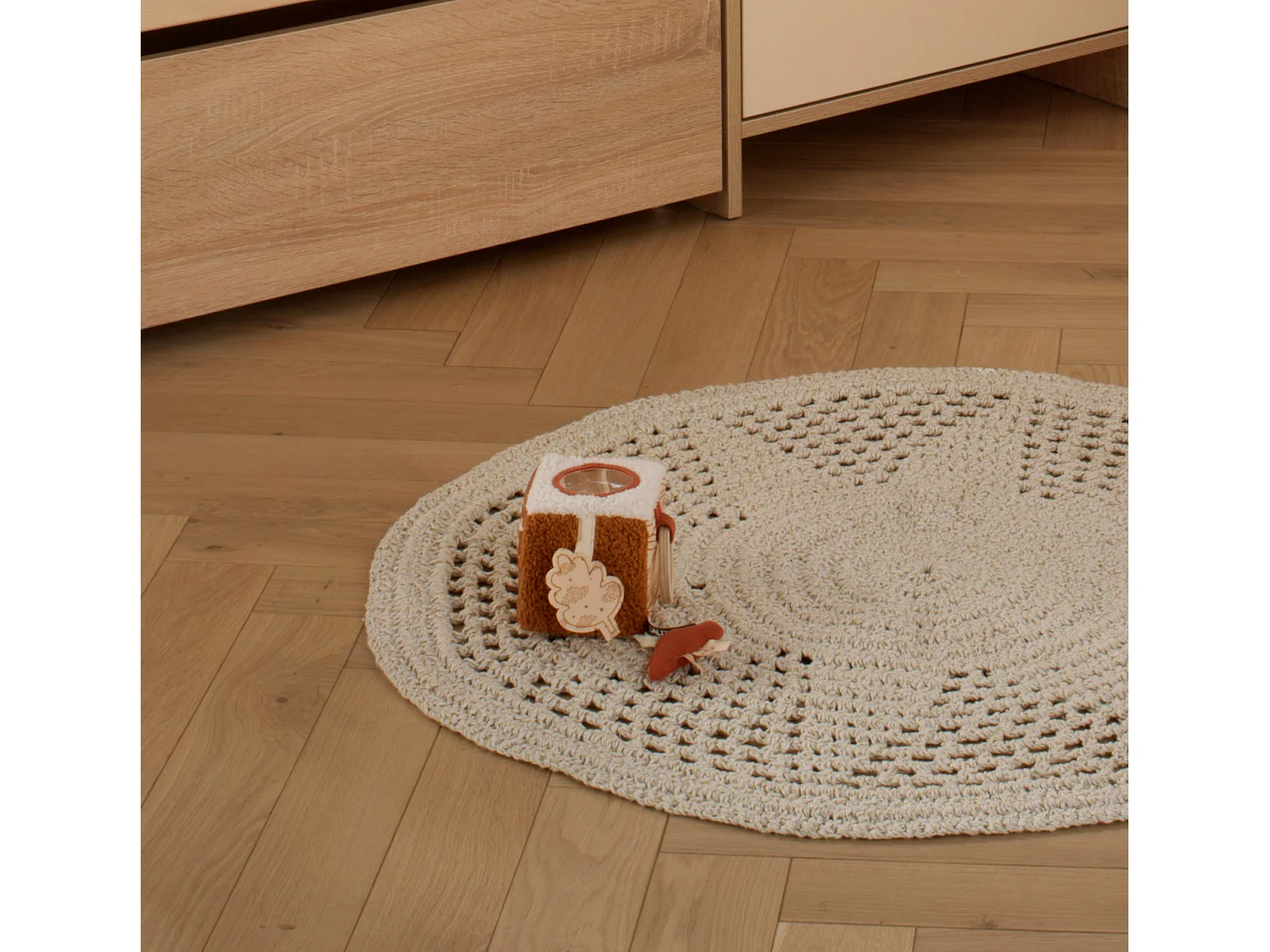 Cube d'activités ours en sherpa ORSINO - Sauthon