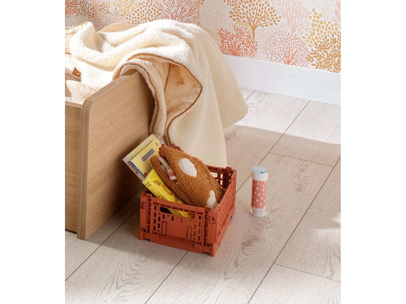 Libro de aprendizaje temprano de sherpa con detalles bordados