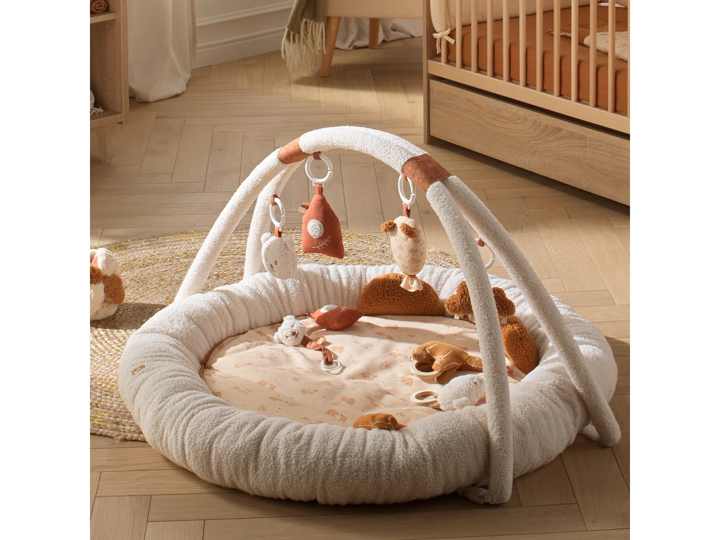 Alfombra de peluche beige