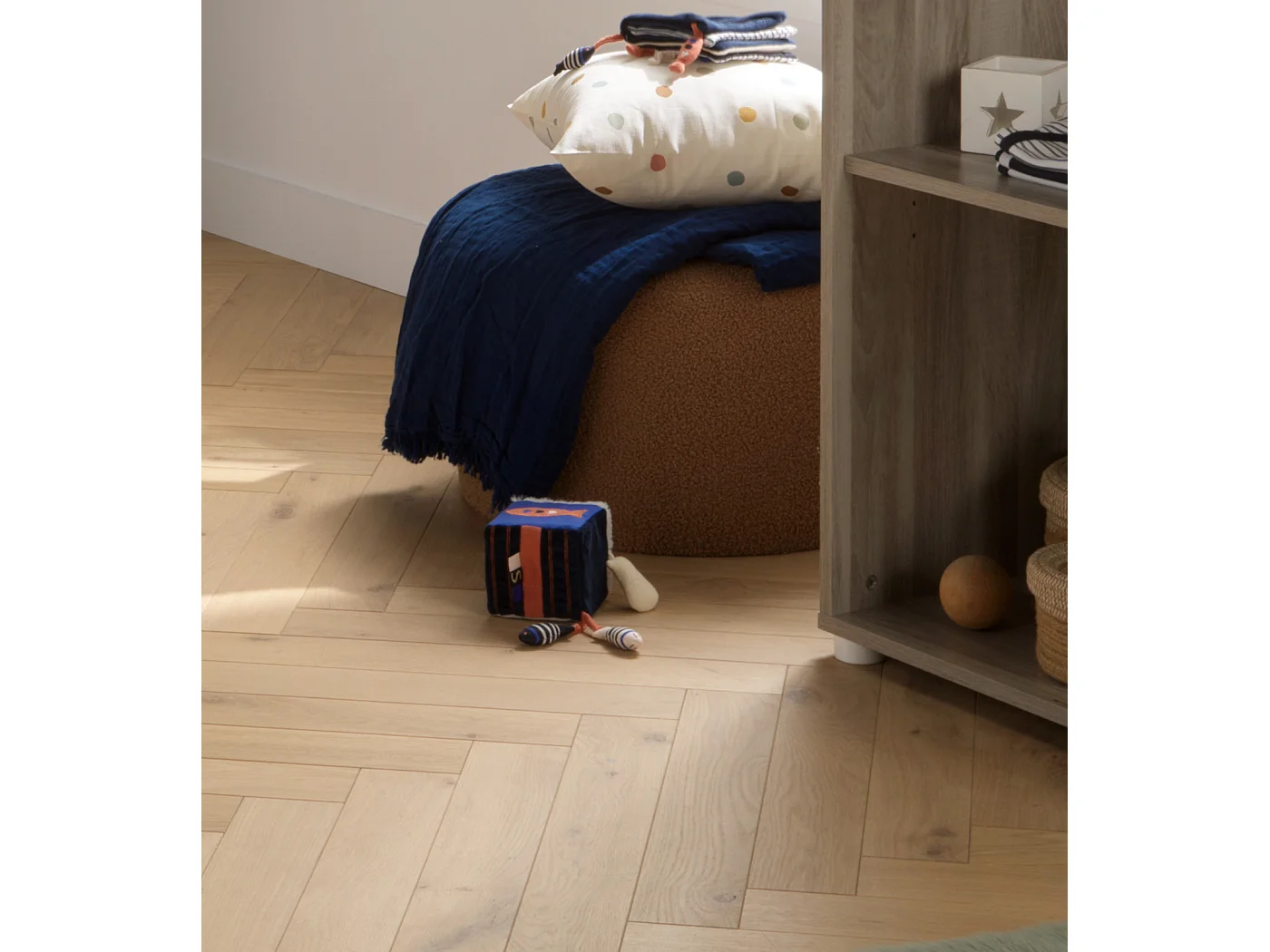 Cube d'activites en velours bleu BABY SAILOR - Sauthon