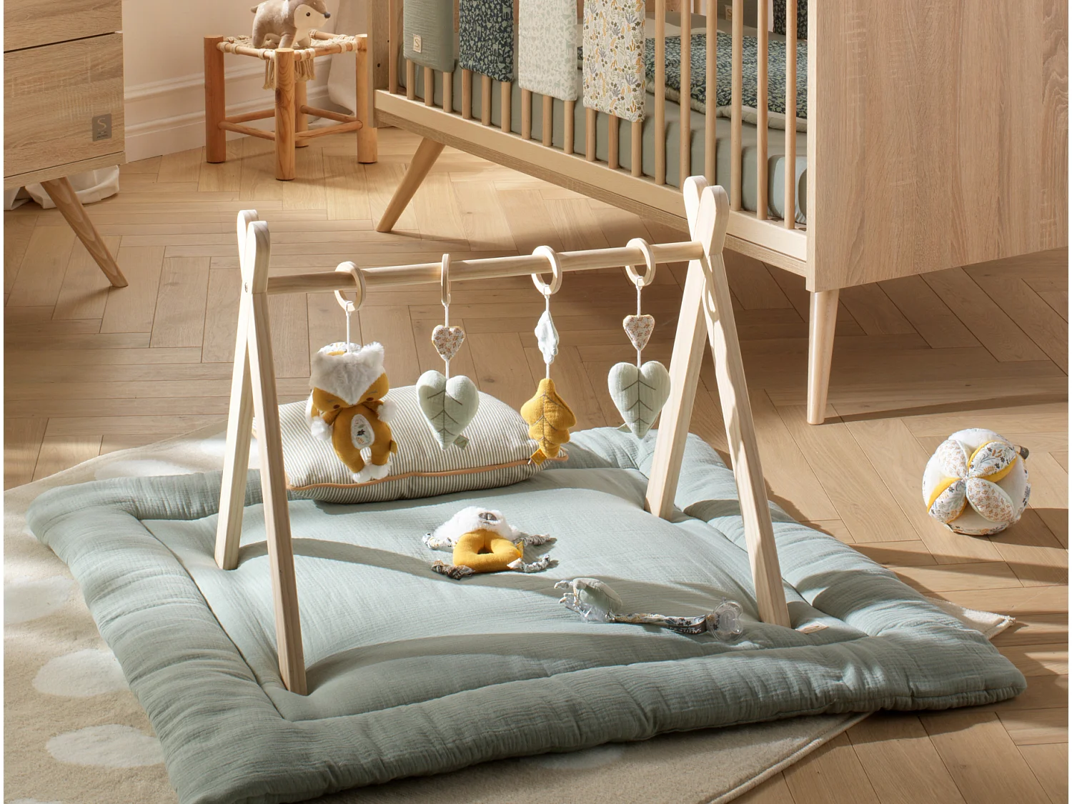 Arche d'éveil bois avec 4 jouets PROMENONS NOUS - Sauthon