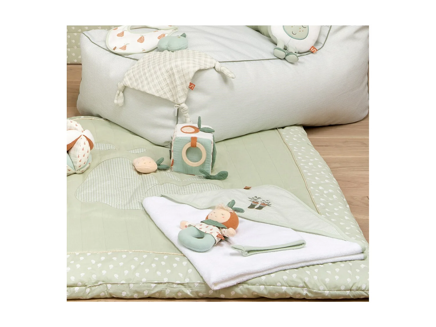 Hochet en coton BOTANICA - Sauthon