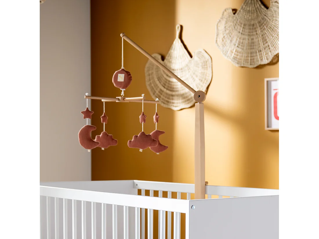 Mobile musical bébé en bois avec 4 jouets UNI TERRACOTTA - Sauthon