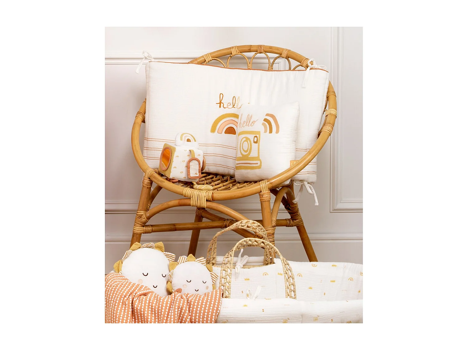 Cubo de actividades de algodón blanco