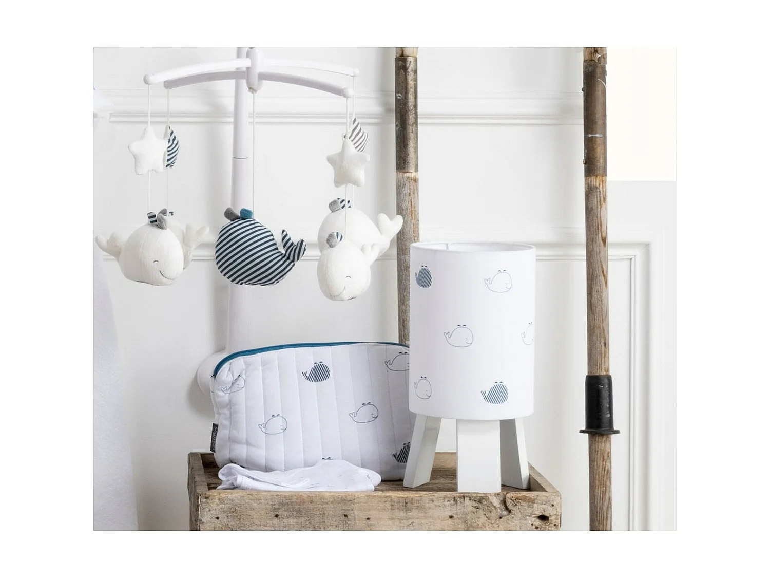 Lámpara de mesilla de noche de algodón blanco