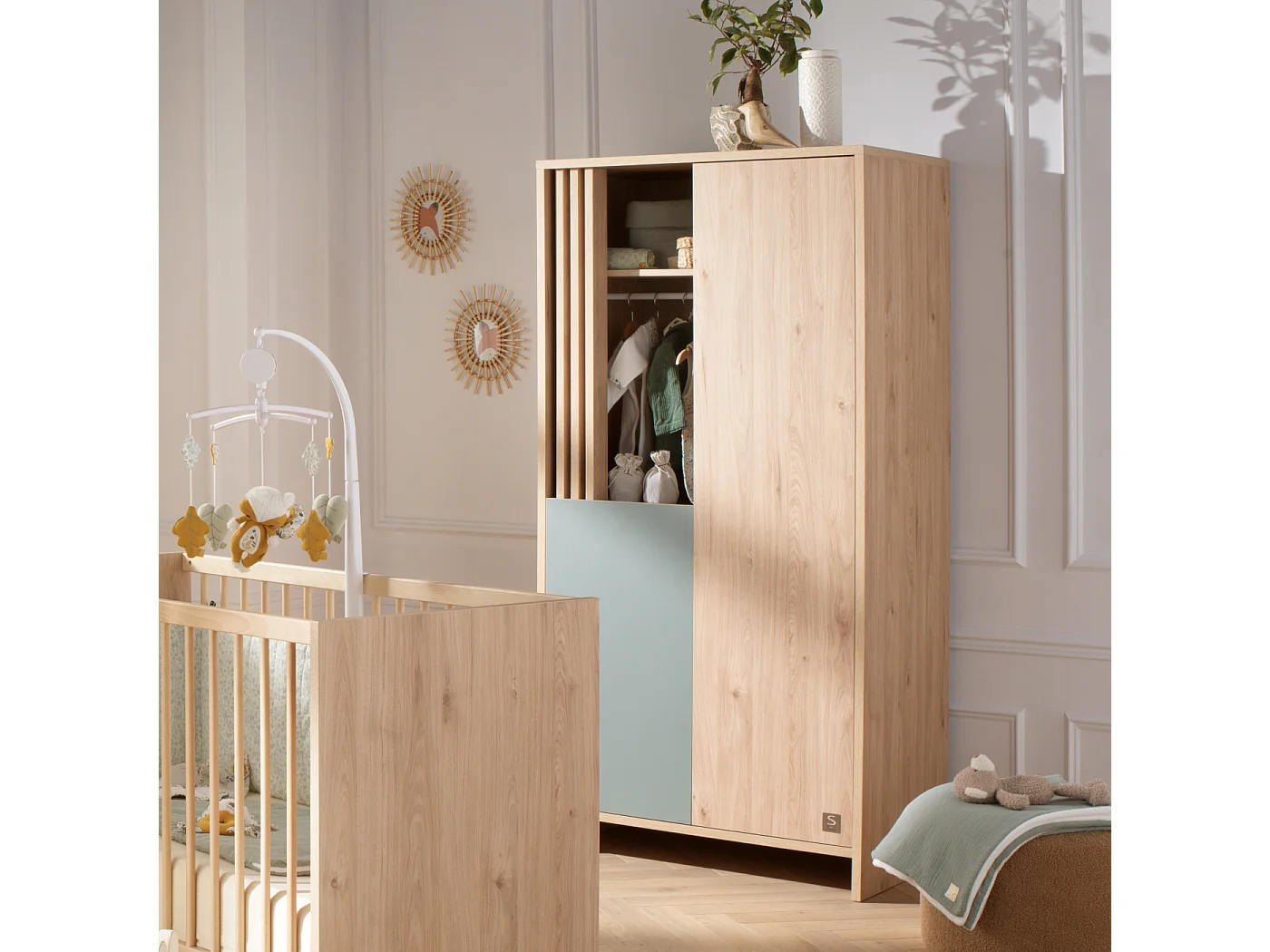 Armoire 2 portes et 1 niche avec claustra en bois décor chêne Suave TOKYO - Sauthon