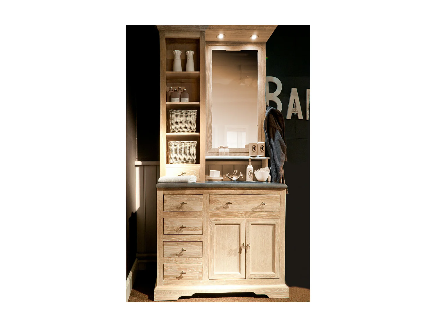 Meuble de salle de bain simple vasque en chêne massif et sa crédence - VÉRONE