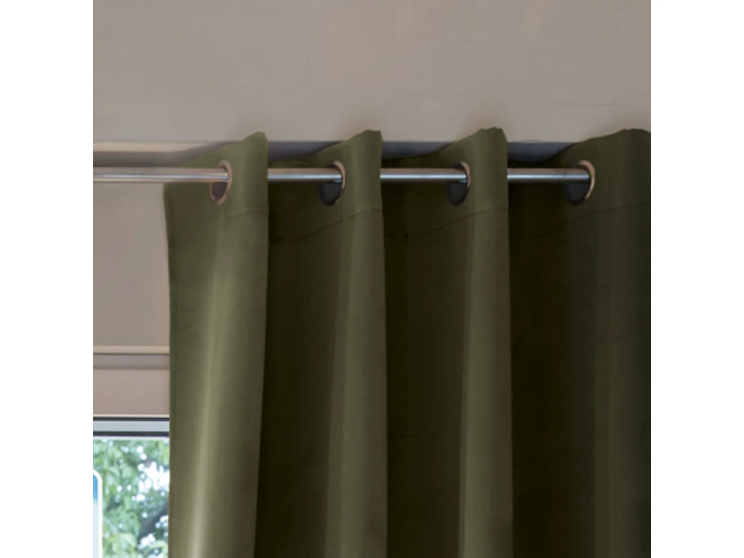 Lot de 2 rideaux occultants à œillets kaki 140x280 cm