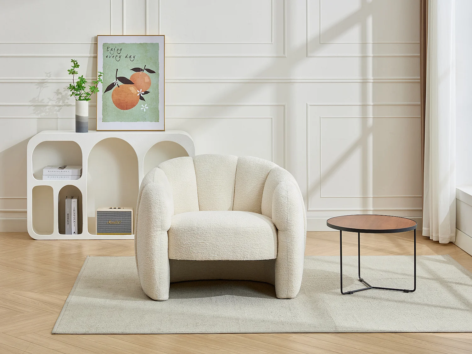 Fauteuil coquillage en tissu chenille beige DELIPO