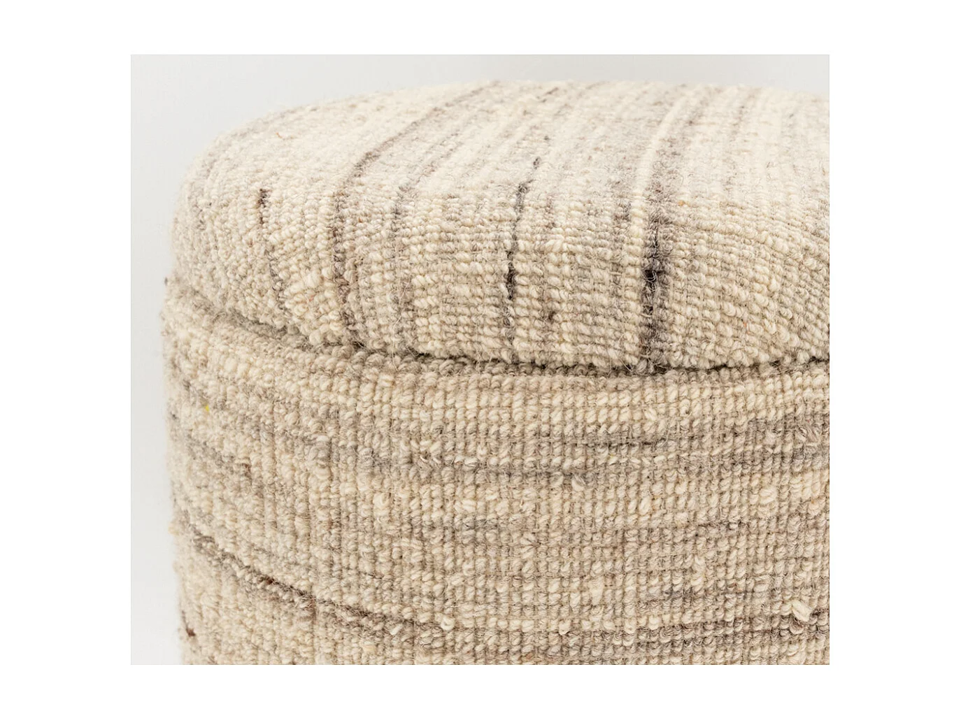 Pouf / coffre bouclette en laine