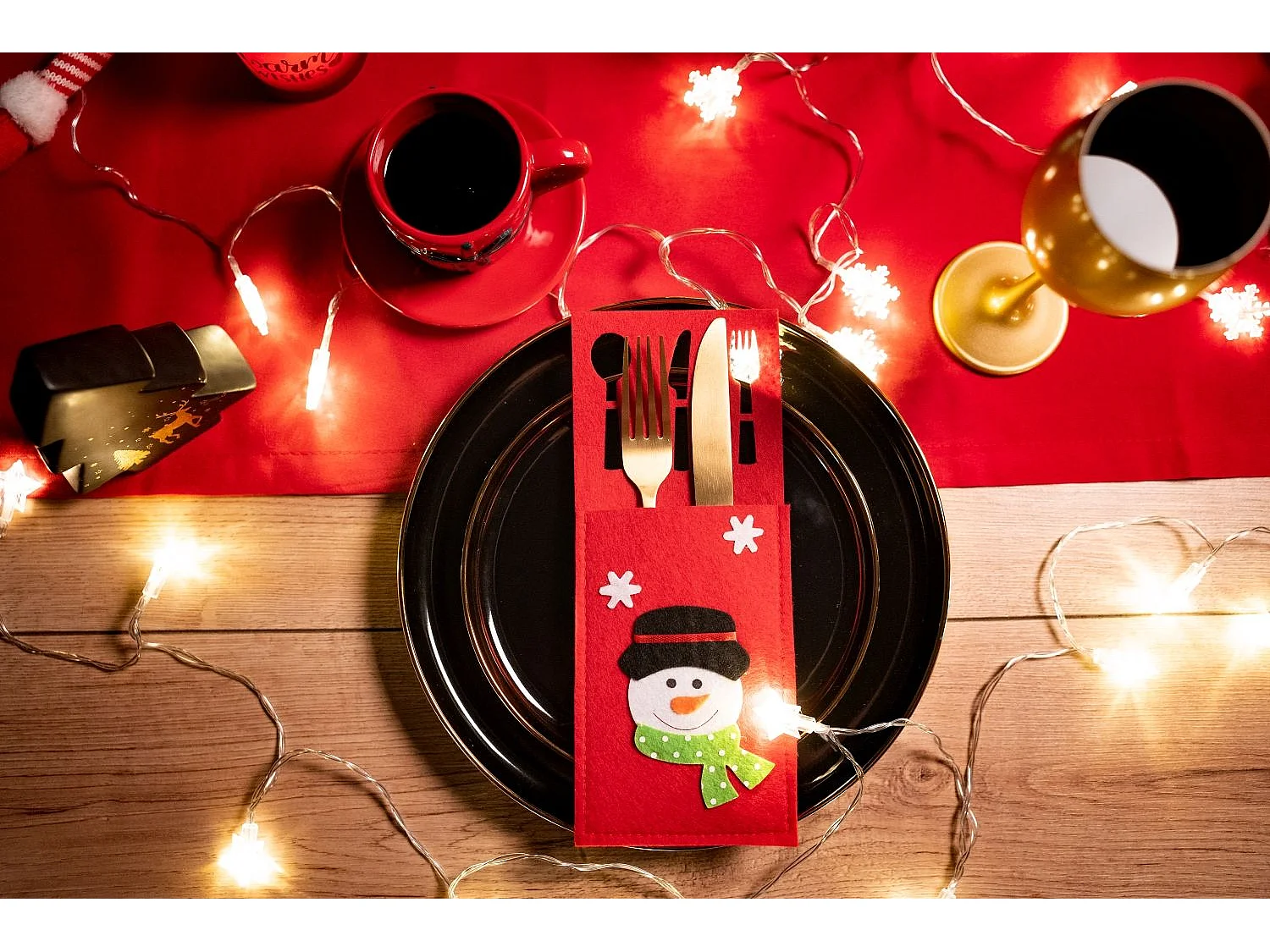 HOUSSE POUR COUVERTS DE NOËL  KF333 3PCS DARK RED