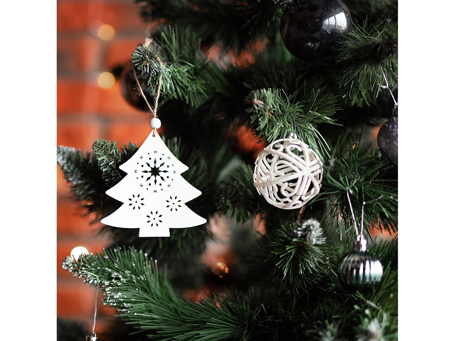 ENSEMBLE BOULES DE NOËL 220PCS BLACK