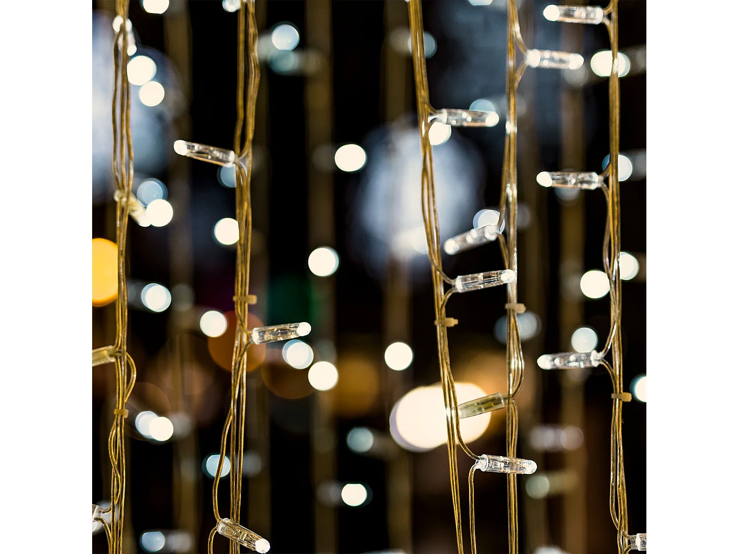 RIDEAU LUMINEUX + TÉLÉCOMMANDE 304 LED GL2007  WHITE