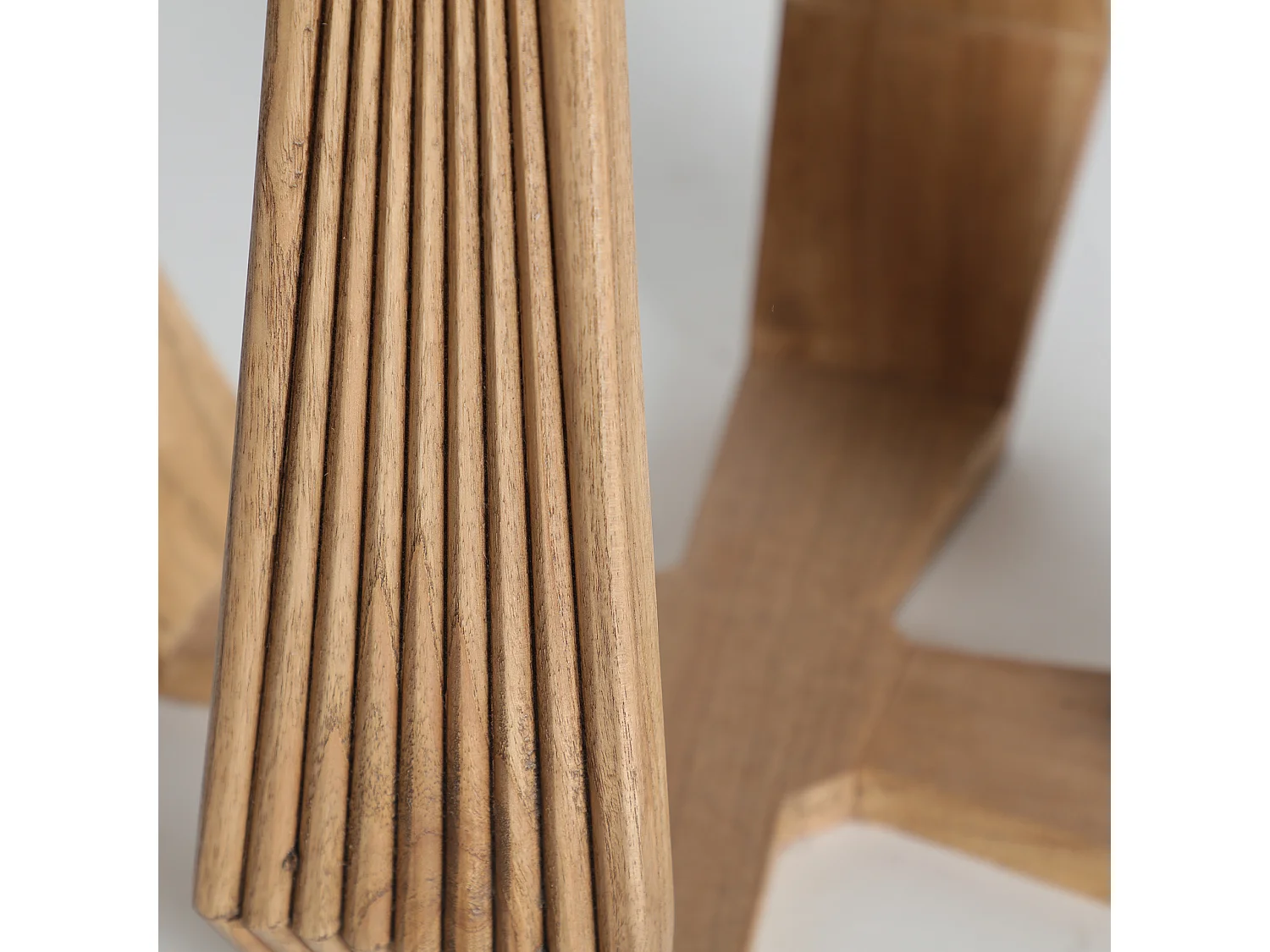 Table basse en bois de mindi marron naturel en 55x55x47 cm