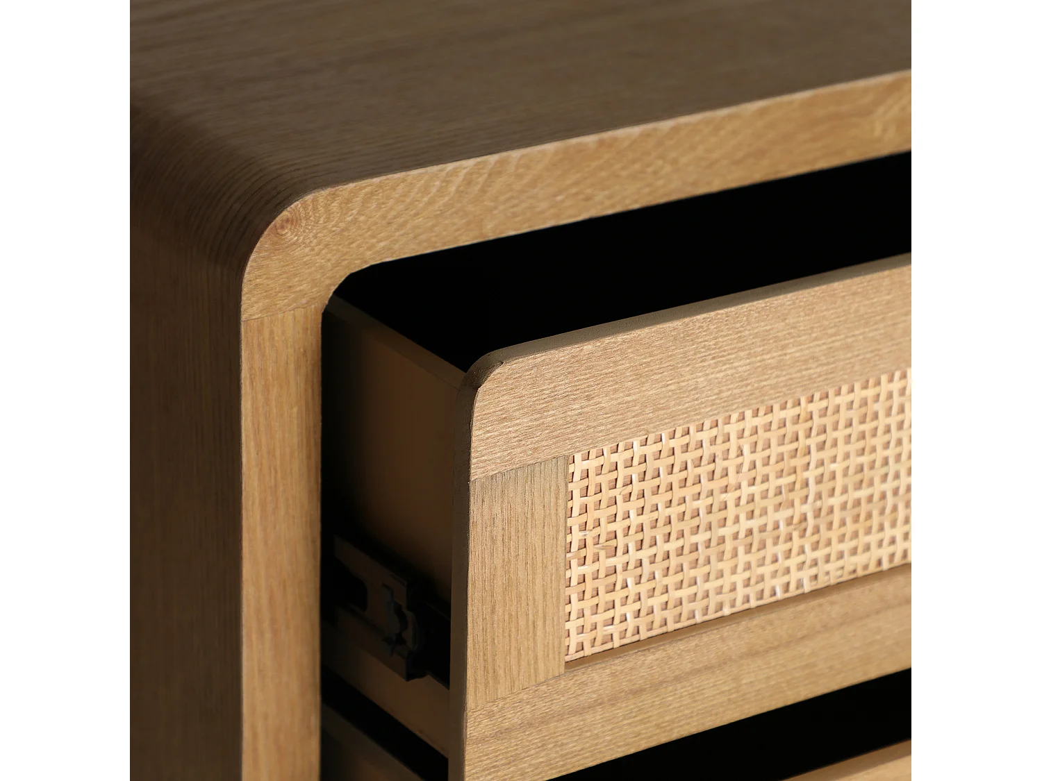 Chiffonier en bois de sapin brun clair  en 40x41x101 cm