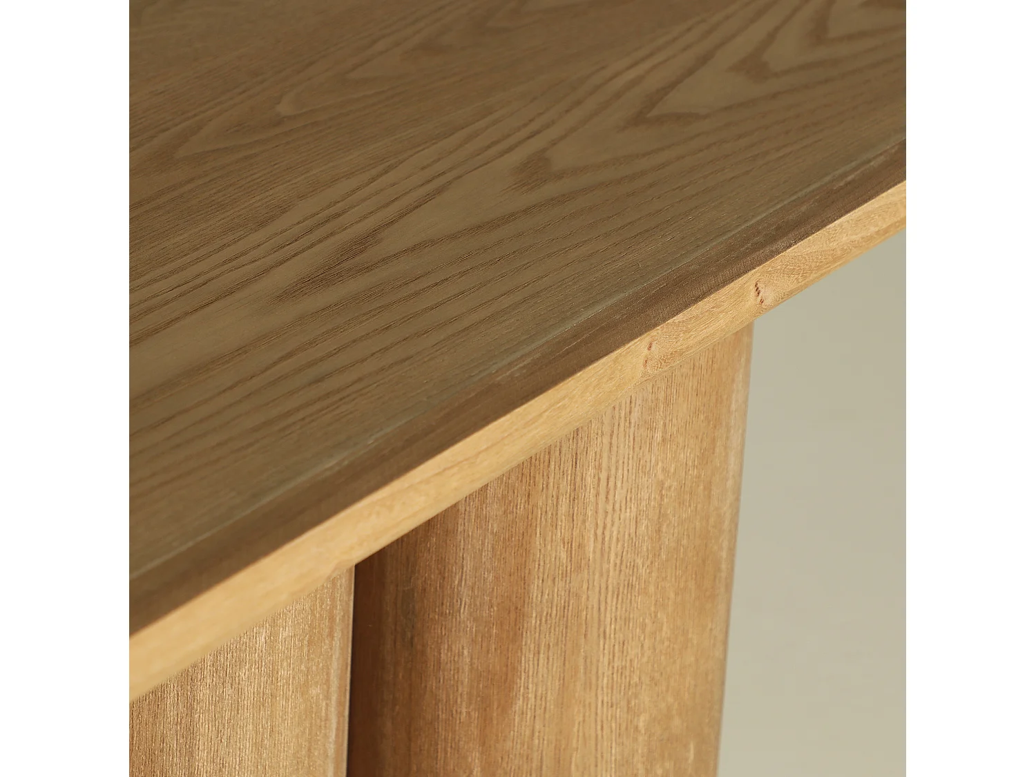 Consola de madera dm en color marrón . de 150x40x81cm