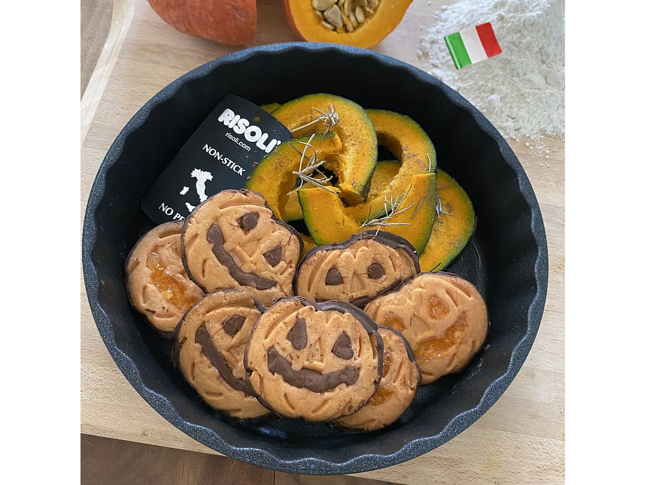 Cakevorm Royal D'Alù, Zwart, 24x24x5 cm, Risolì